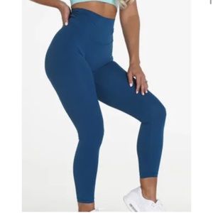 NVGTN Signature 2.0 Leggings- Pacific Blue